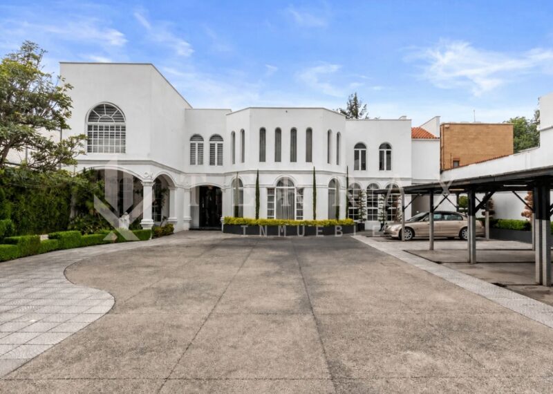 Mansión de lujo, en venta en Jardines del Pedregal, CDMX