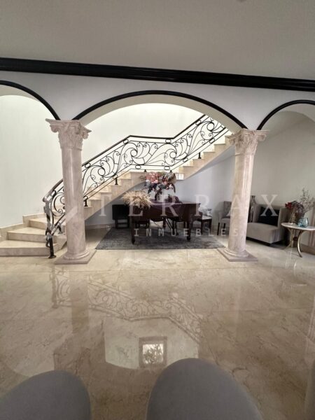 Mansión de lujo, en venta en Jardines del Pedregal, CDMX