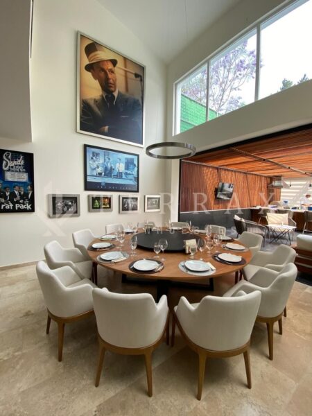 Mansión de lujo, en venta en Jardines del Pedregal, CDMX